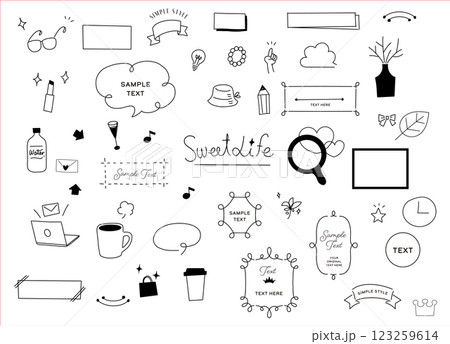 手書き風シンプルでかわいい線画の吹き出しイラストセット 123259614