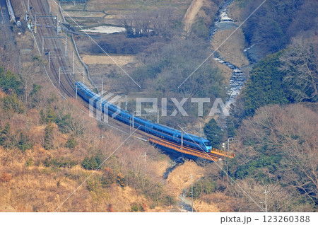 小田急小田原線　渋沢－新松田　小田急　60000形　MSE　はこね　あさぎり 123260388