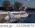 冬の川 123260670