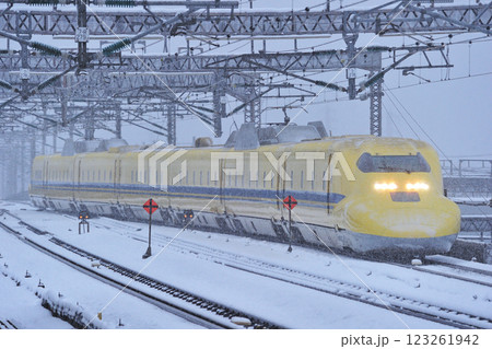 東海道新幹線 小田原 JR西日本 923形3000番台 T5編成(博多) ドクターイエロー 東海道新幹線 小田原 JR西日本 923形3000番台 T5編成(博多) ドクターイエロー 123261942