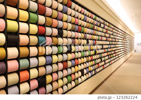 「愛媛県今治市」日本屈指のタオル産地 123262224