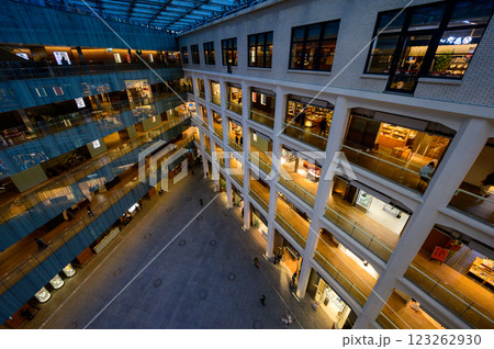 KITTE丸の内 123262930