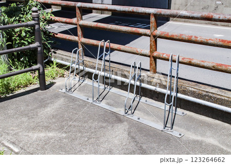 自転車駐車場サイクルスタンド 123264662