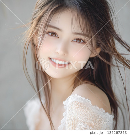 美しい若い20代の日本人女性 123267258