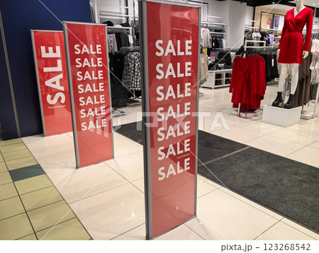 Catch exciting discounts at the trendy clothing store during the sale event Catch exciting discounts at the trendy clothing store during the sale event 123268542