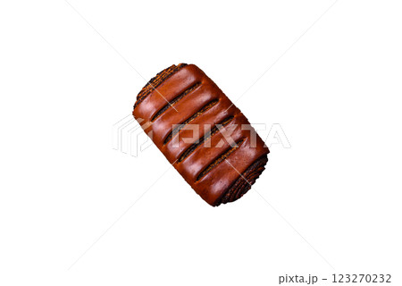 Sweet homemade roll with poppy seeds 123270232