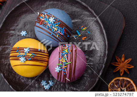 Sweet cocoa bombs with marshmallows and chocolate 123274797