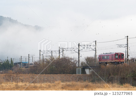 【宮福線】雲海広がる大江駅付近 123277065