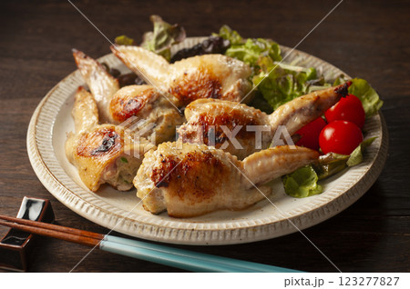 鳥の手羽餃子 123277827