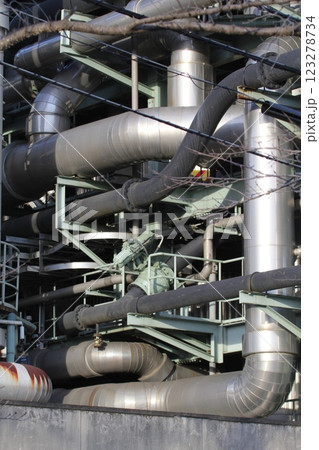 プラントの配管 プラントの配管 123278734
