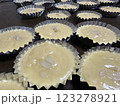 バレンタイン友チョコ 123278921