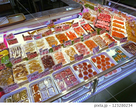 勝手丼 釧路和商市場 Washo Ichiba market ネタ選び 自作お好み丼 勝手丼 釧路和商市場 Washo Ichiba market ネタ選び 自作お好み丼 123280234