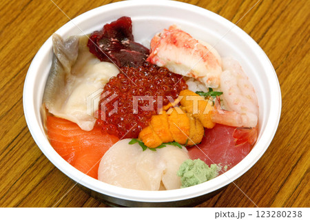 勝手丼 釧路和商市場 Washo Ichiba market ネタ選び 自作お好み丼 勝手丼 釧路和商市場 Washo Ichiba market ネタ選び 自作お好み丼 123280238