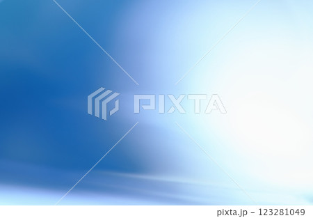 濃紺色の抽象的背景　光の反射 123281049