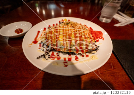 新潟糸魚川名物B級グルメのブラック焼きそば 123282139