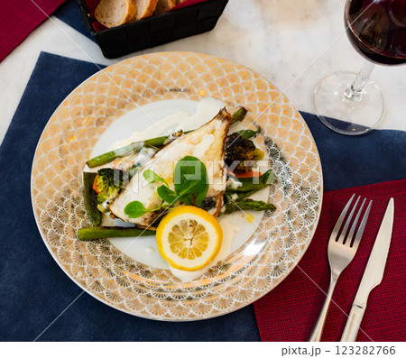 Fillet of sea bream with asparagus Fillet of sea bream with asparagus 123282766