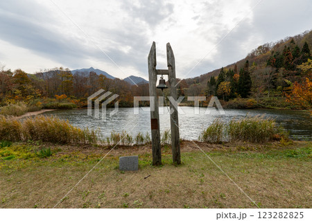 歴史的な古道「塩の道」とその周辺 歴史的な古道「塩の道」とその周辺 123282825