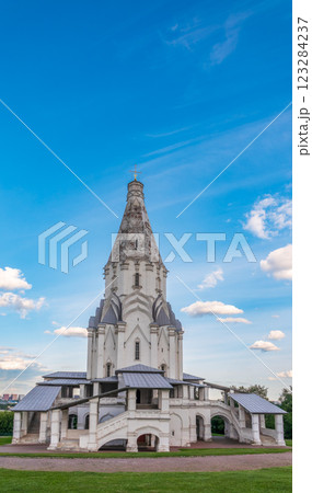 Church of the Ascension in Kolomenskoye, Moscow, Russia 123284237