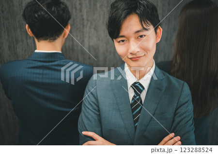 若手ビジネスパーソン 若手ビジネスパーソン 123288524