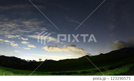 大笹牧場の星空　日光霧降高原 123290575