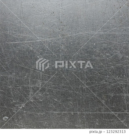 掠れたアルミのテクスチャ 123292313