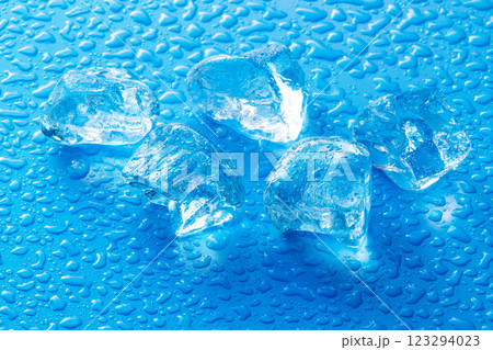 氷 イメージ　ガラス氷 123294023