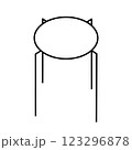 シンプルな丸椅子；パイプ椅子；スツール；線画アイコン;イラスト 123296878