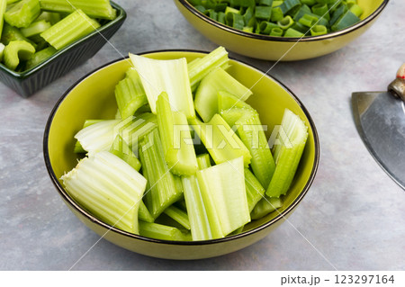 Chopped celery stalks. 123297164