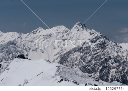 降雪直後の槍ヶ岳 降雪直後の槍ヶ岳 123297764