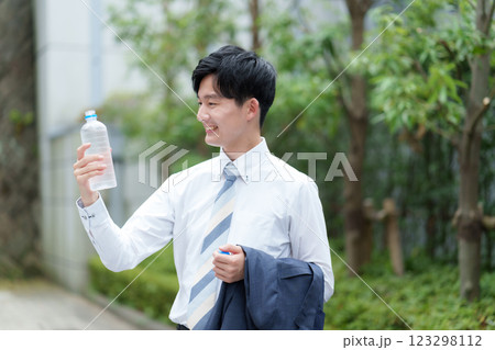 男性 ビジネス 男性 ビジネス 123298112