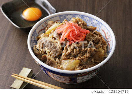 牛丼 123304713