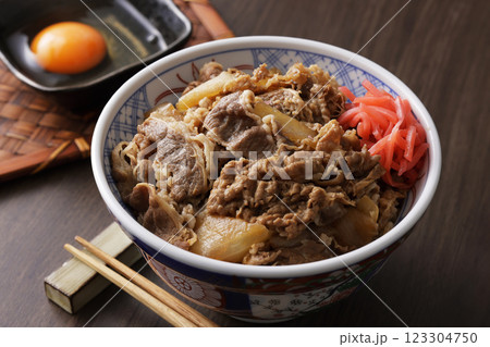 牛丼 123304750