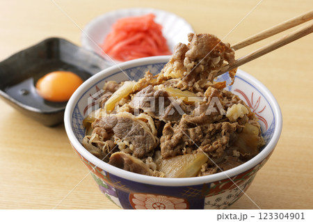 牛丼 123304901