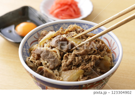 牛丼 123304902