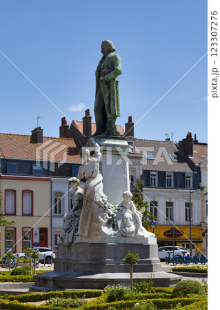 The Jacquard Monument in Calais 123307276