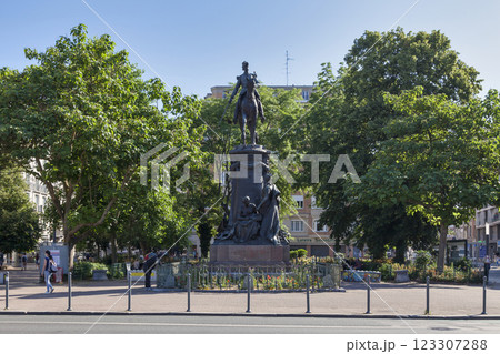 The monument to General Faidherbe in Lille 123307288