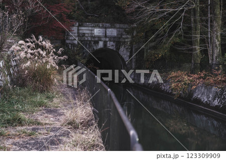 [琵琶湖疏水]明治時代の遺跡 123309909