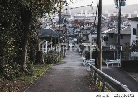 [琵琶湖疏水]京都市内の住宅地の様子 123310102