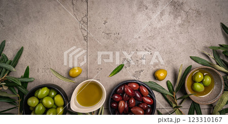 Green and black olives 123310167