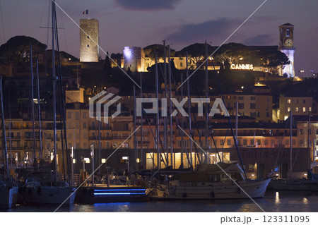 The Port de Cannes by night The Port de Cannes by night 123311095