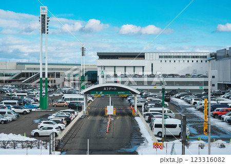 新千歳空港 駐車場 新千歳空港 駐車場 123316082