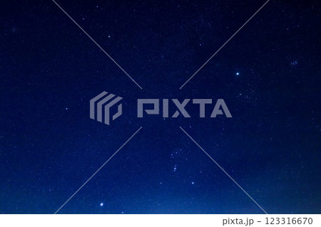 火星と木星とオリオン座 123316670