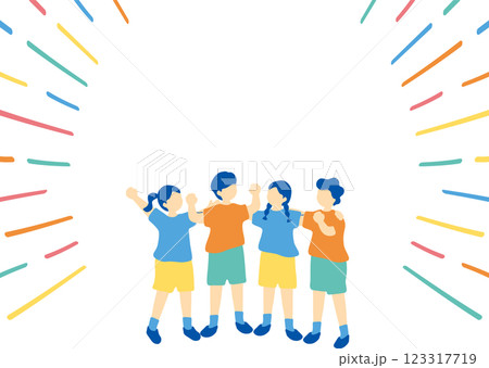 肩を組み、ガッツポーズをする子供たち 123317719