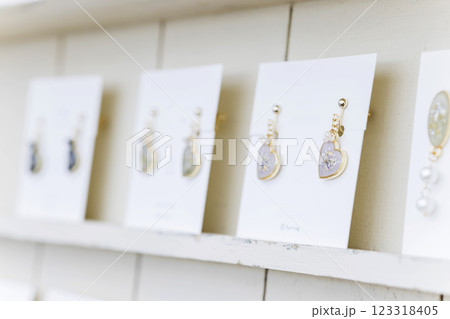 アクセサリー販売 マルシェイメージ アクセサリー販売 マルシェイメージ 123318405