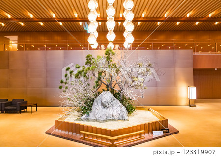 オークラ東京のエントランスロビー 123319907