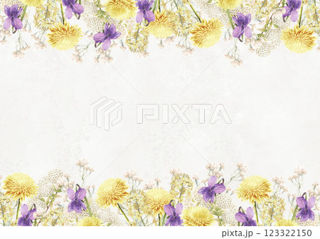 すみれやたんぽぽをあわせた春の花のフレーム 123322150