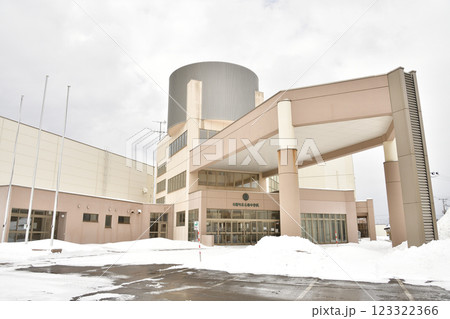 冬の北海道乙部町で町立乙部中学校の風景を撮影 123322366