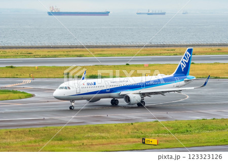 AirbusA321《中部国際空港セントレア》 123323126