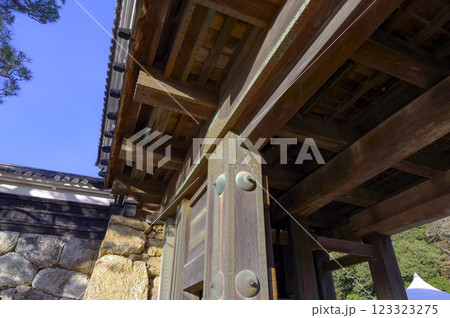 高知城の追手門 123323275