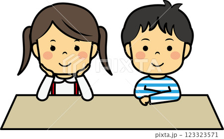 先生の話を聞く小学生男女 123323571